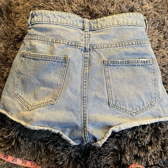 Cotton On High Rise Flashback Shorts - size 6 - Picture 2 of 5